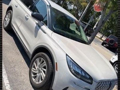 2024 Lincoln Corsair Premiere 4DR SUV