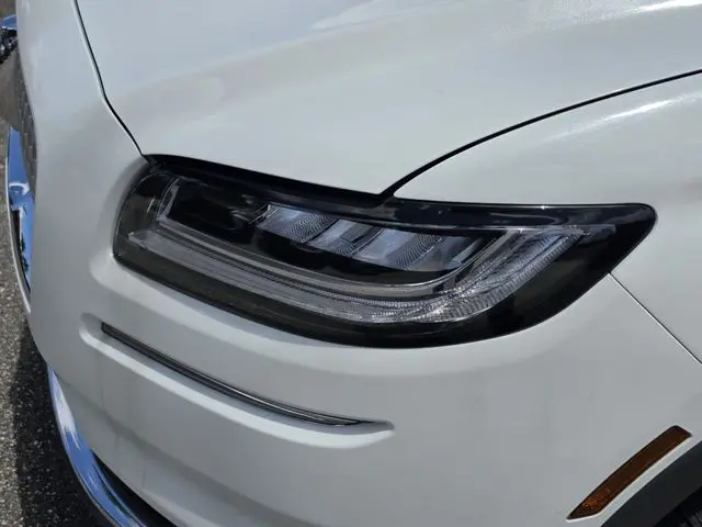2024 Lincoln Corsair - $30,990