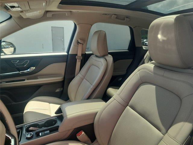 2023 Lincoln Corsair - $27,999