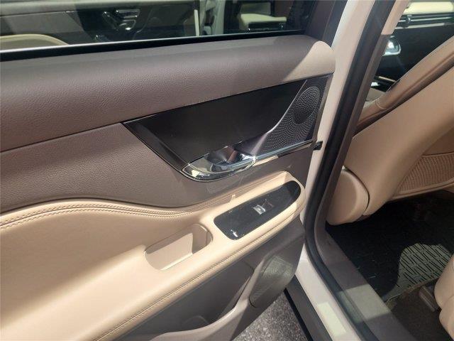 2023 Lincoln Corsair - $27,999