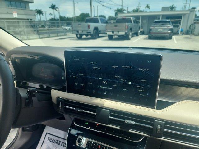 2023 Lincoln Corsair - $27,999