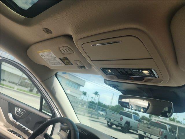 2023 Lincoln Corsair - $27,999