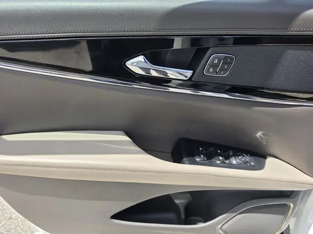 2024 Lincoln Corsair - $28,990