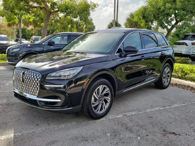 2025 Lincoln Corsair - $33,990