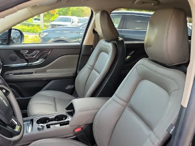 2025 Lincoln Corsair - $33,990
