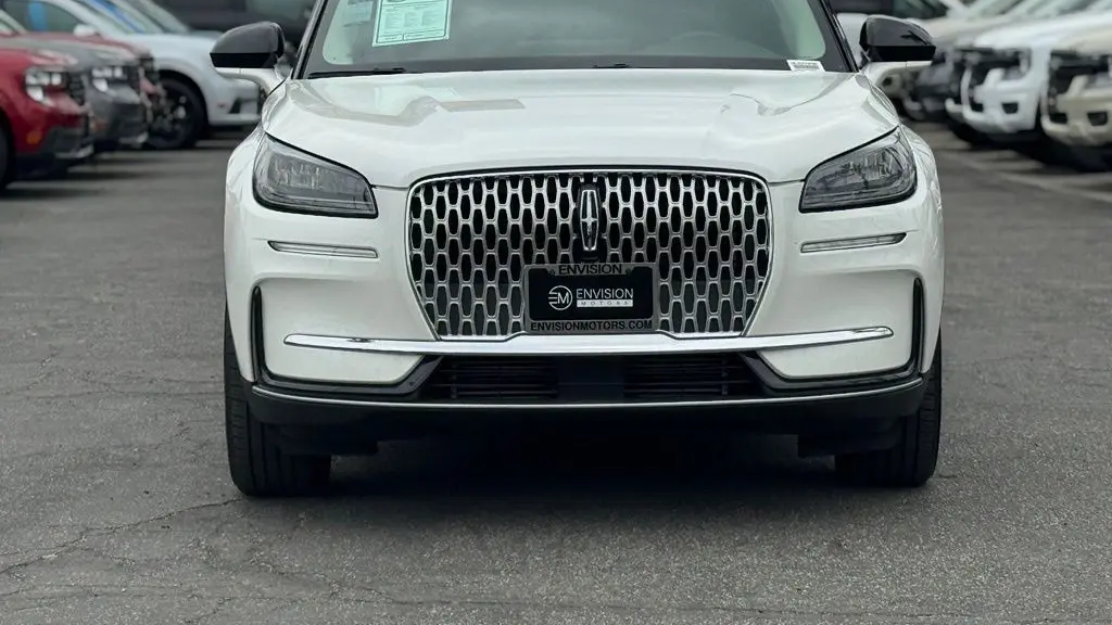 2023 Lincoln Corsair Standard