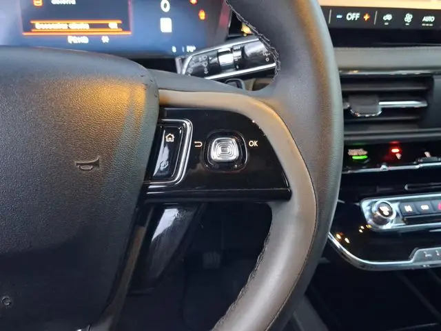 2024 Lincoln Corsair - $28,990