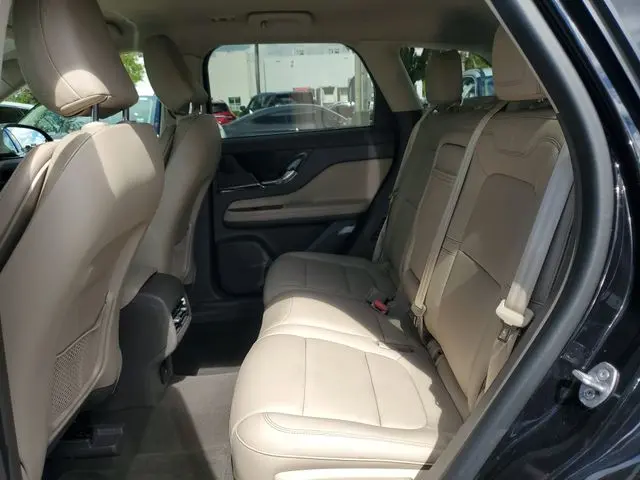 2024 Lincoln Corsair - $33,790
