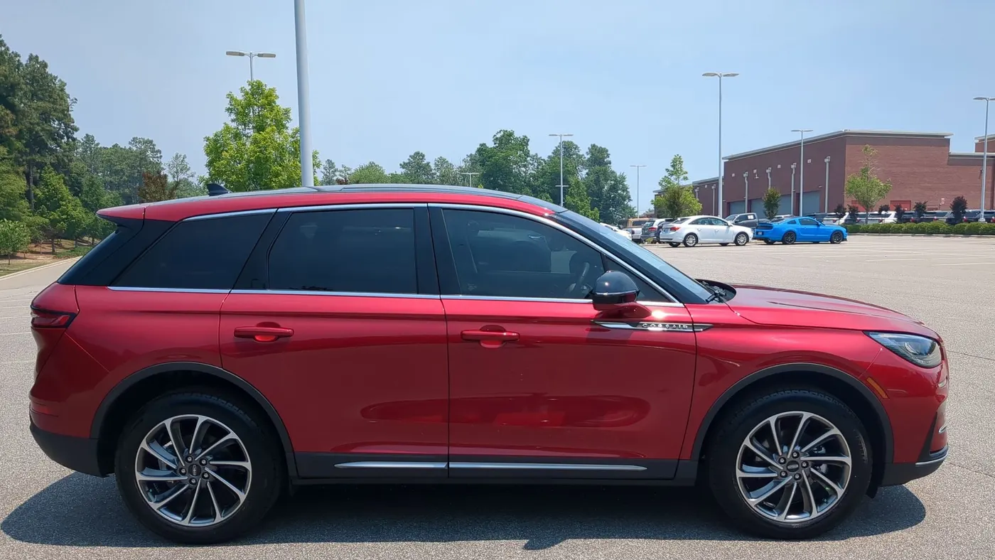 2024 Lincoln Corsair Premiere