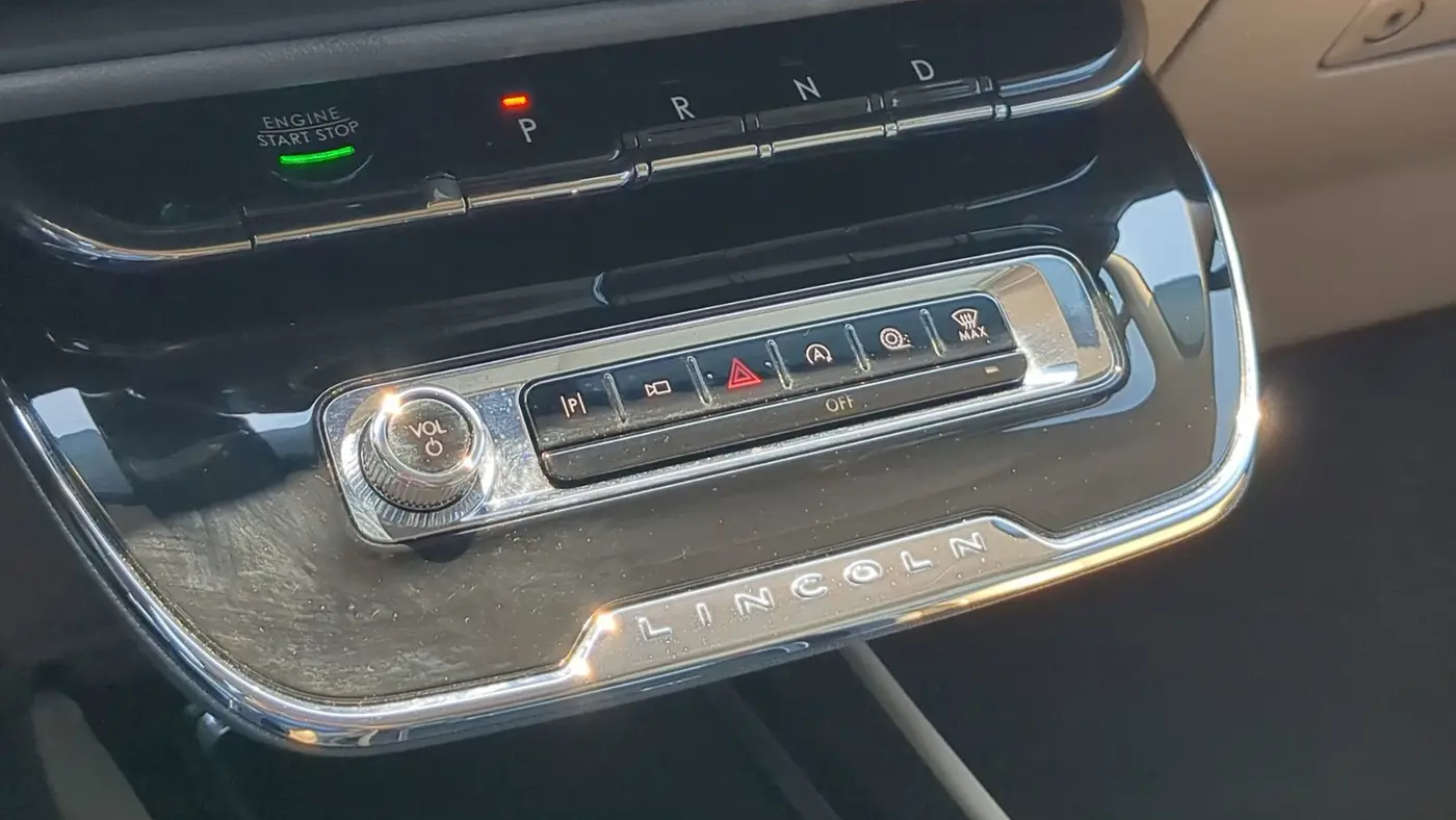 2024 Lincoln Corsair Premiere