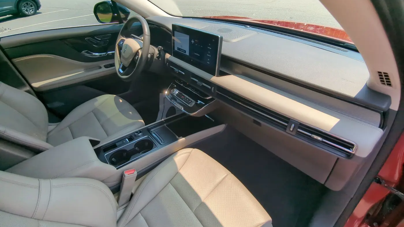 2024 Lincoln Corsair Premiere