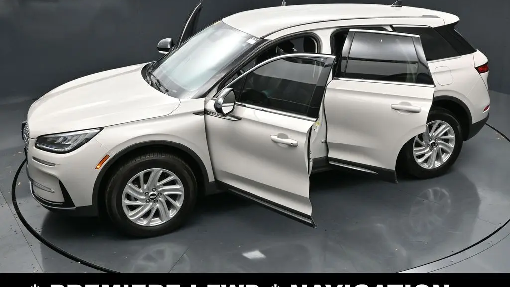 2024 Lincoln Corsair Premiere