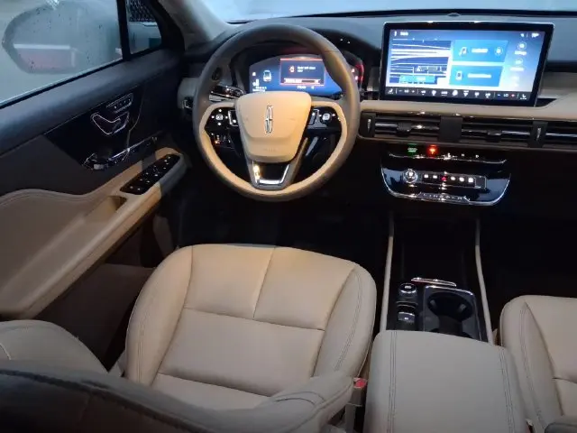 2024 Lincoln Corsair - $28,990
