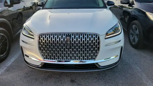 2025 Lincoln Corsair Premiere