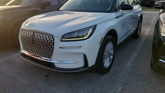2025 Lincoln Corsair Premiere