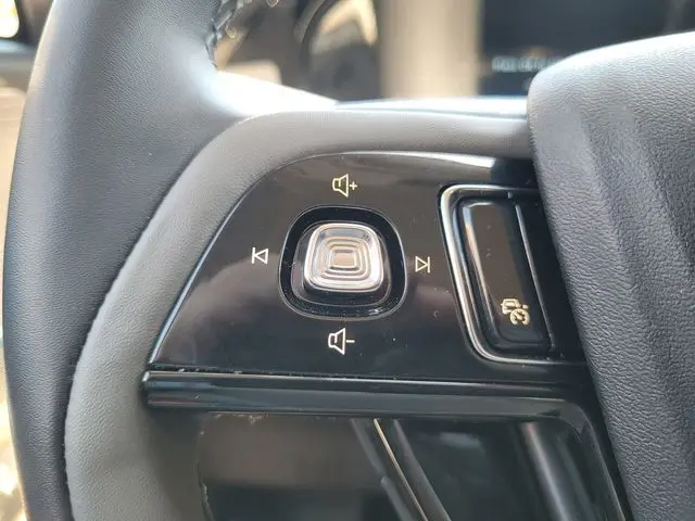 2025 Lincoln Corsair - $36,450