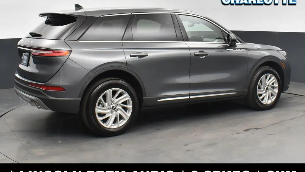 2025 Lincoln Corsair Premiere