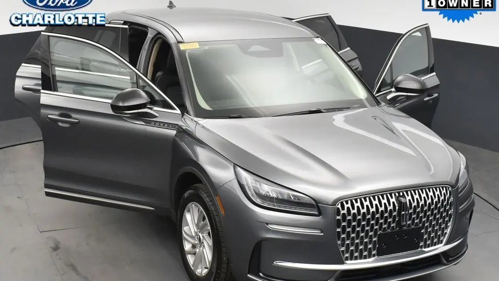 2025 Lincoln Corsair Premiere