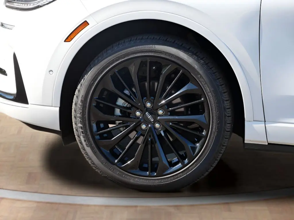 2024 Lincoln Corsair - $35,345