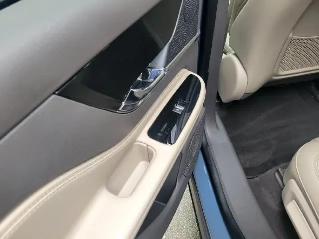 2024 Lincoln Corsair - $27,990