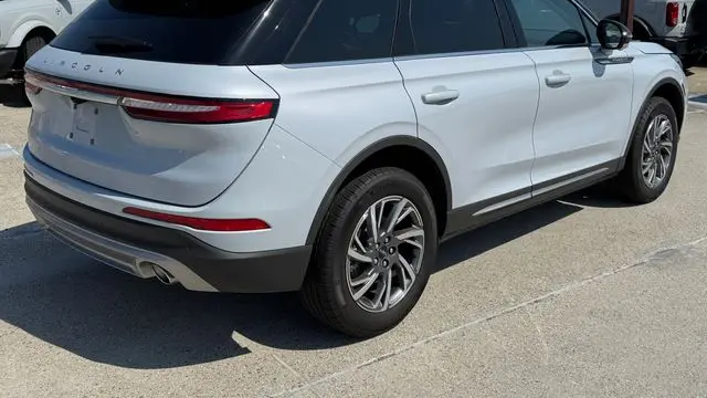 2025 Lincoln Corsair Premiere