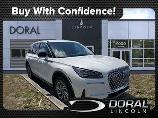 2025 Lincoln Corsair with Pristine White Metallic Tri-Coat Exterior