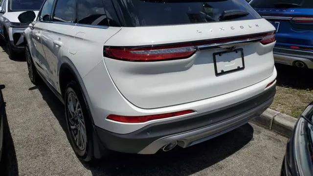 2025 Lincoln Corsair Premiere