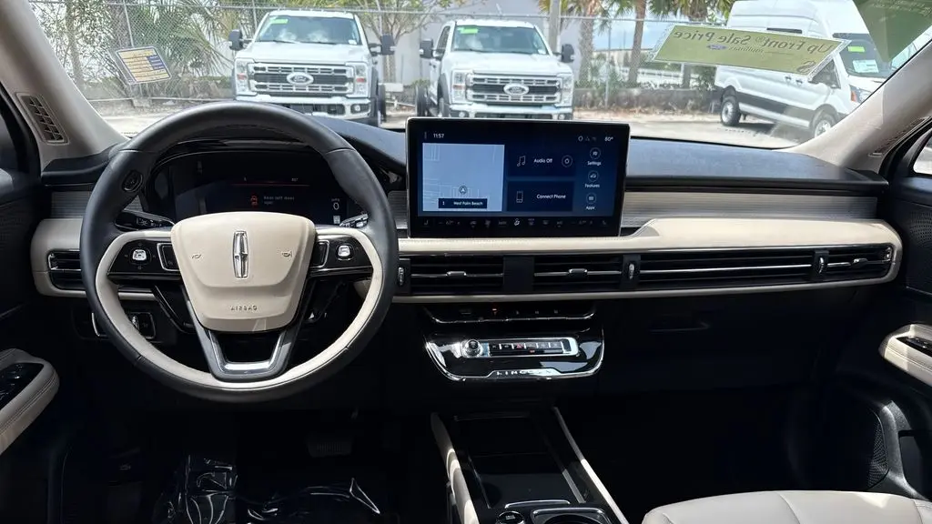 2025 Lincoln Corsair Premiere