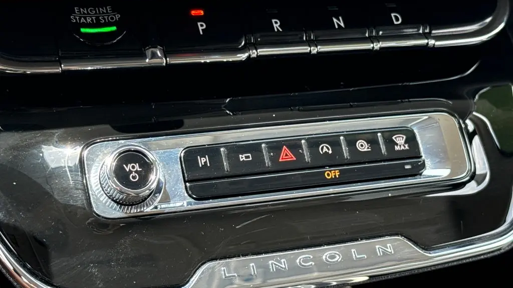 2025 Lincoln Corsair Premiere