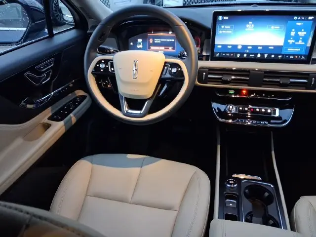 2025 Lincoln Corsair - $33,590