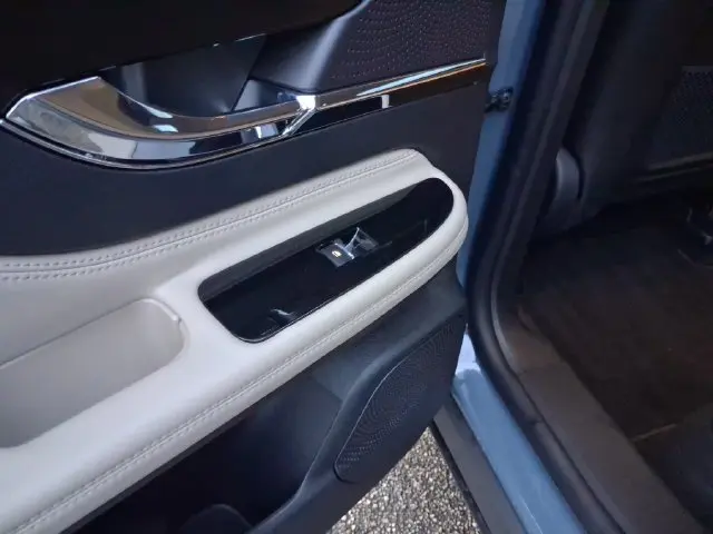 2025 Lincoln Corsair - $33,590