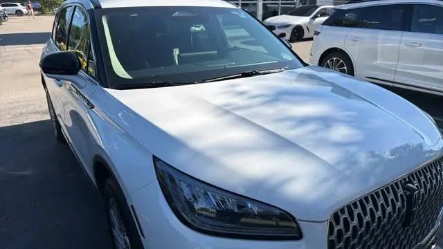 2023 Lincoln Corsair Standard