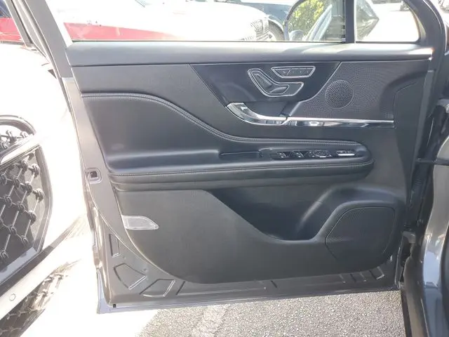 2024 Lincoln Corsair - $31,990