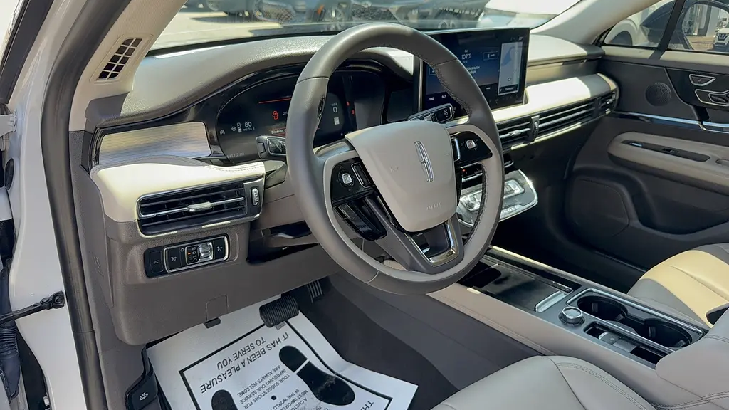 2024 Lincoln Corsair Premiere