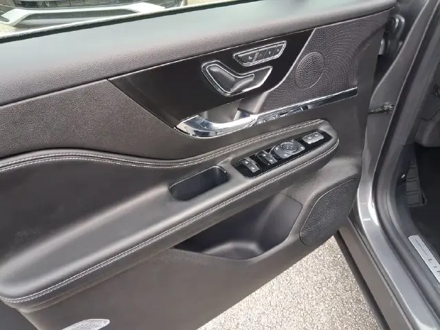 2024 Lincoln Corsair - $30,990