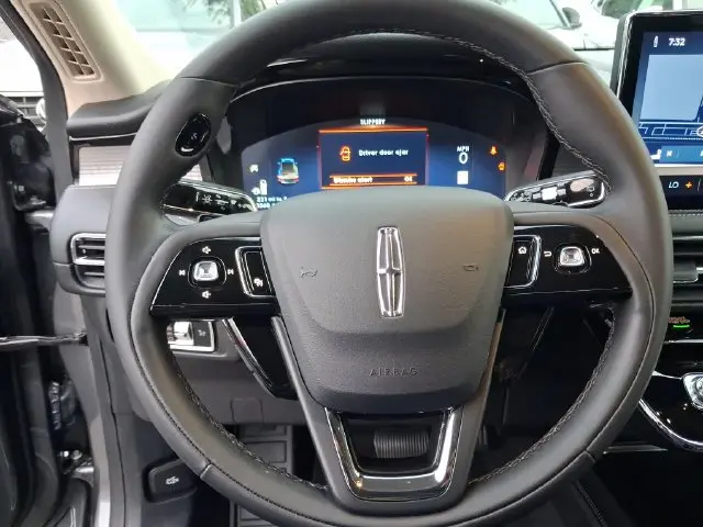 2024 Lincoln Corsair - $30,990