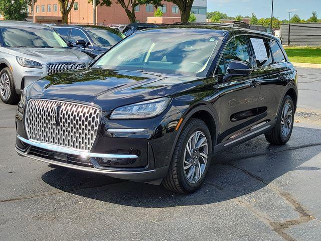 2024 Lincoln Corsair Premiere — photo 1 of 12