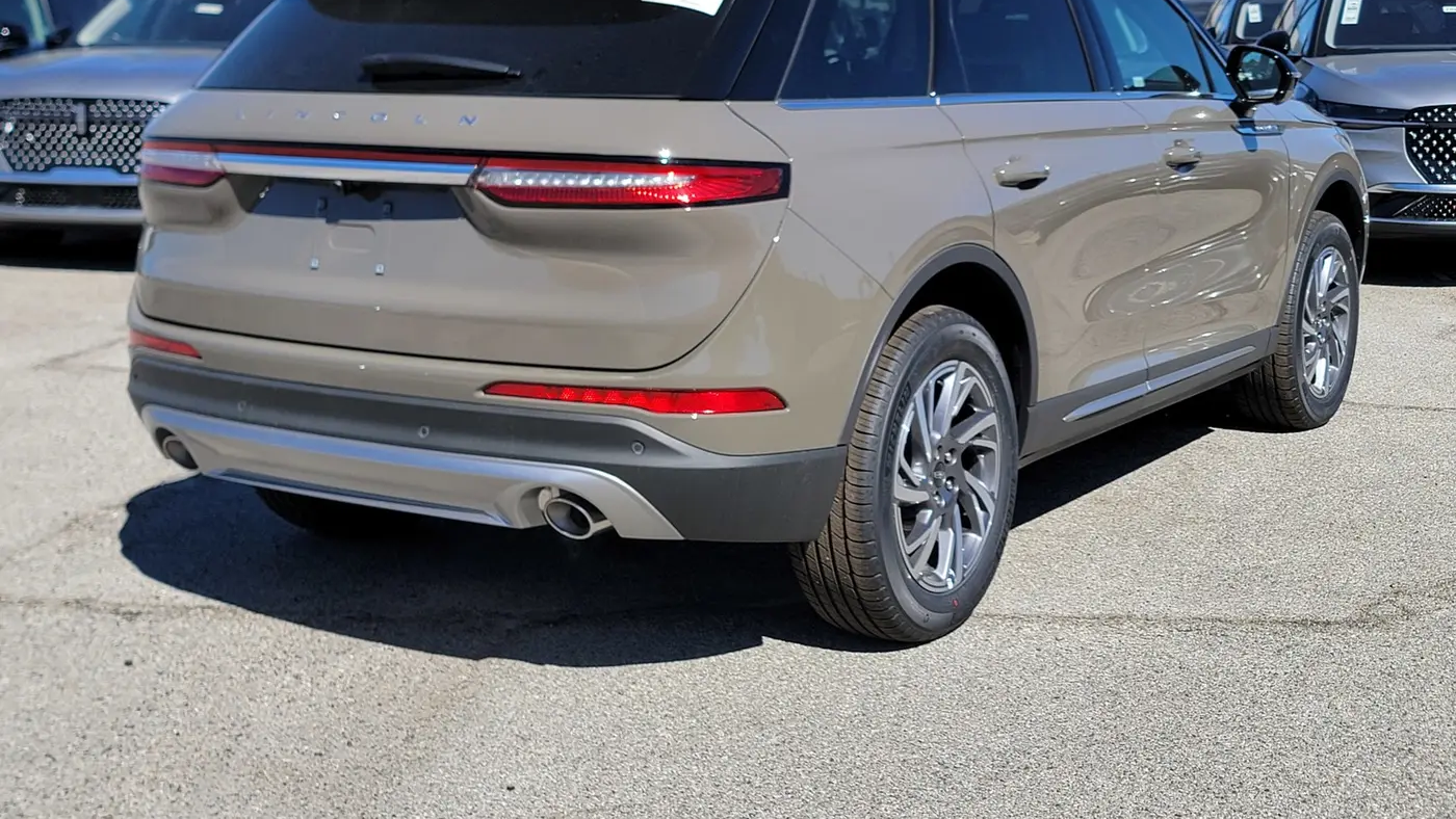 2025 Lincoln Corsair Premiere
