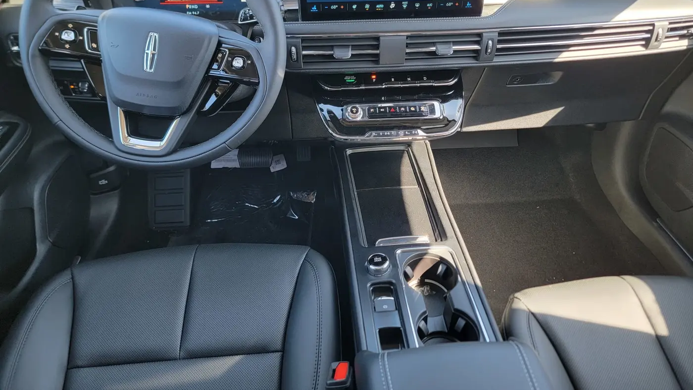2025 Lincoln Corsair Premiere