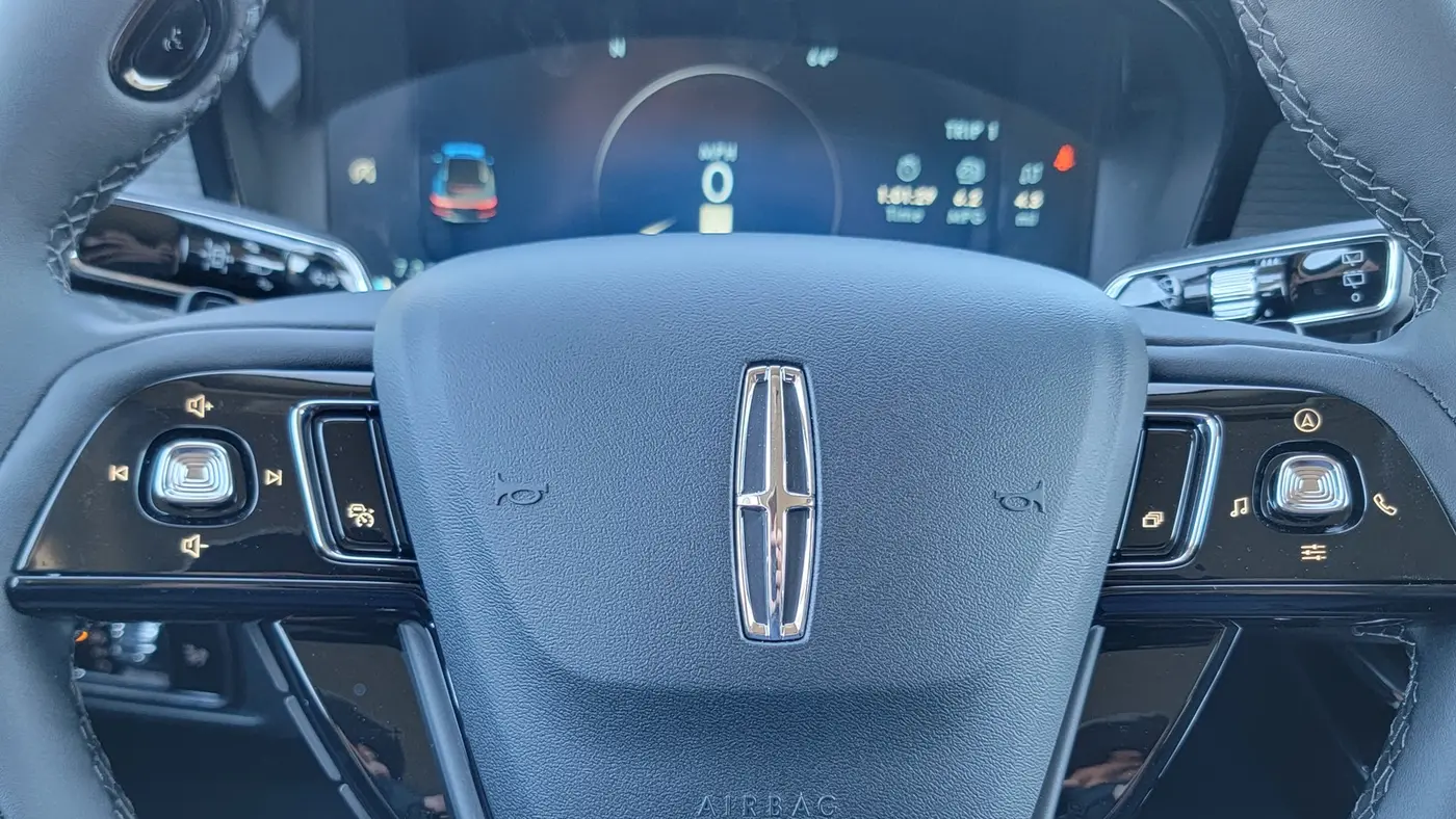 2025 Lincoln Corsair Premiere