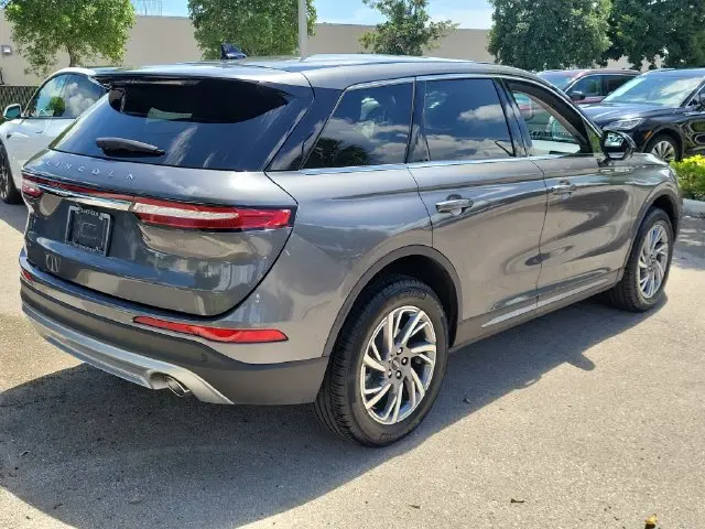 2025 Lincoln Corsair - $33,990