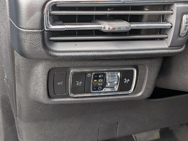 2025 Lincoln Corsair - $34,500