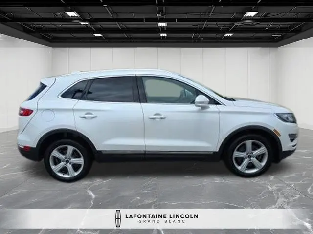 2017 Lincoln MKC - $11,900