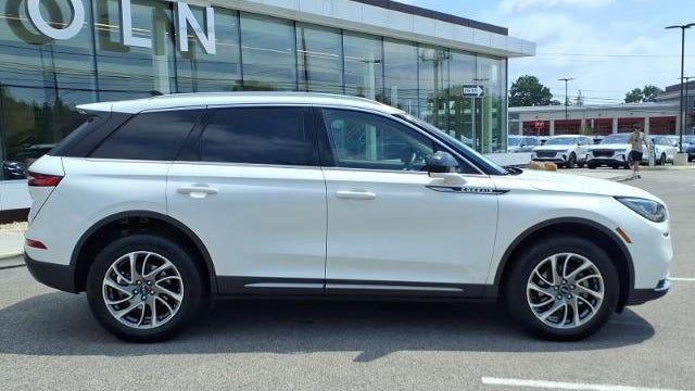 2022 Lincoln Corsair Standard