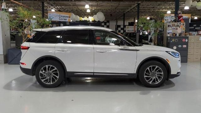 2022 Lincoln Corsair Standard
