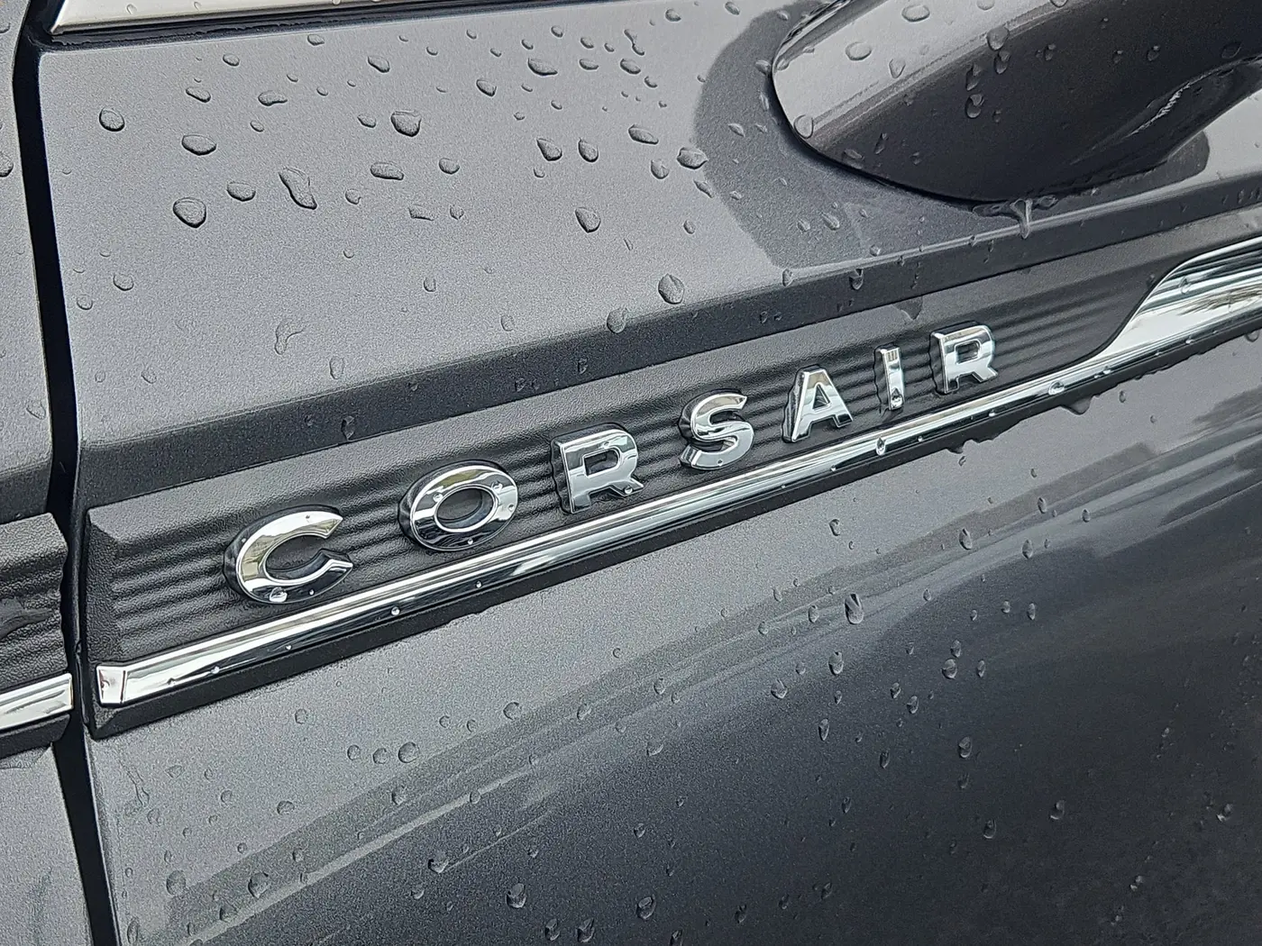 2022 Lincoln Corsair - $27,895