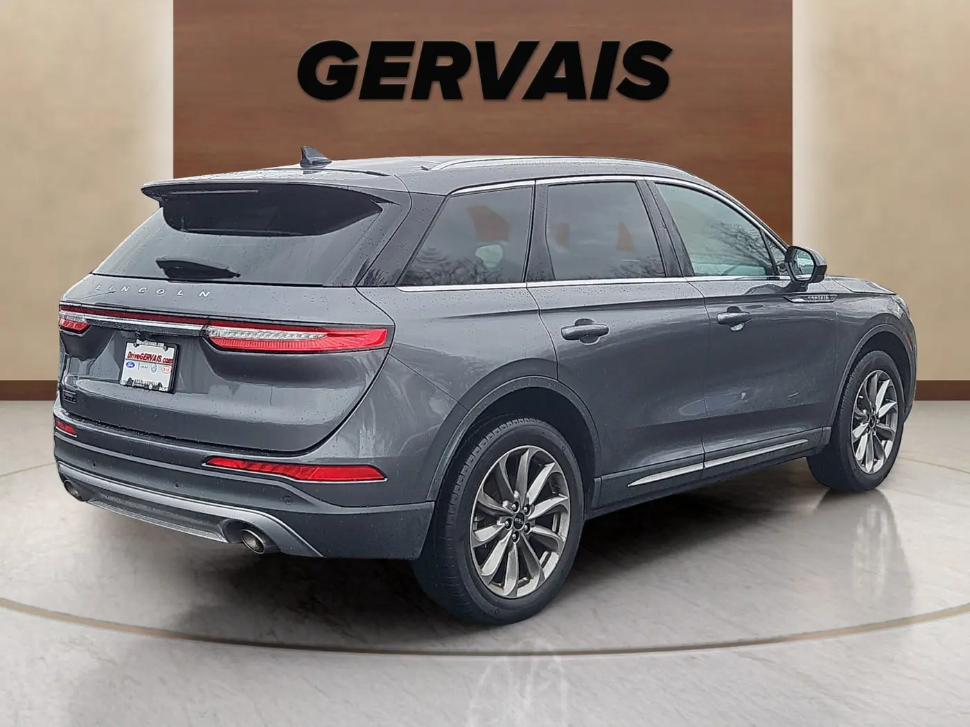 2022 Lincoln Corsair - $27,895