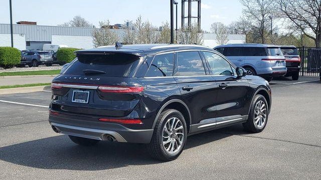 2022 Lincoln Corsair Standard