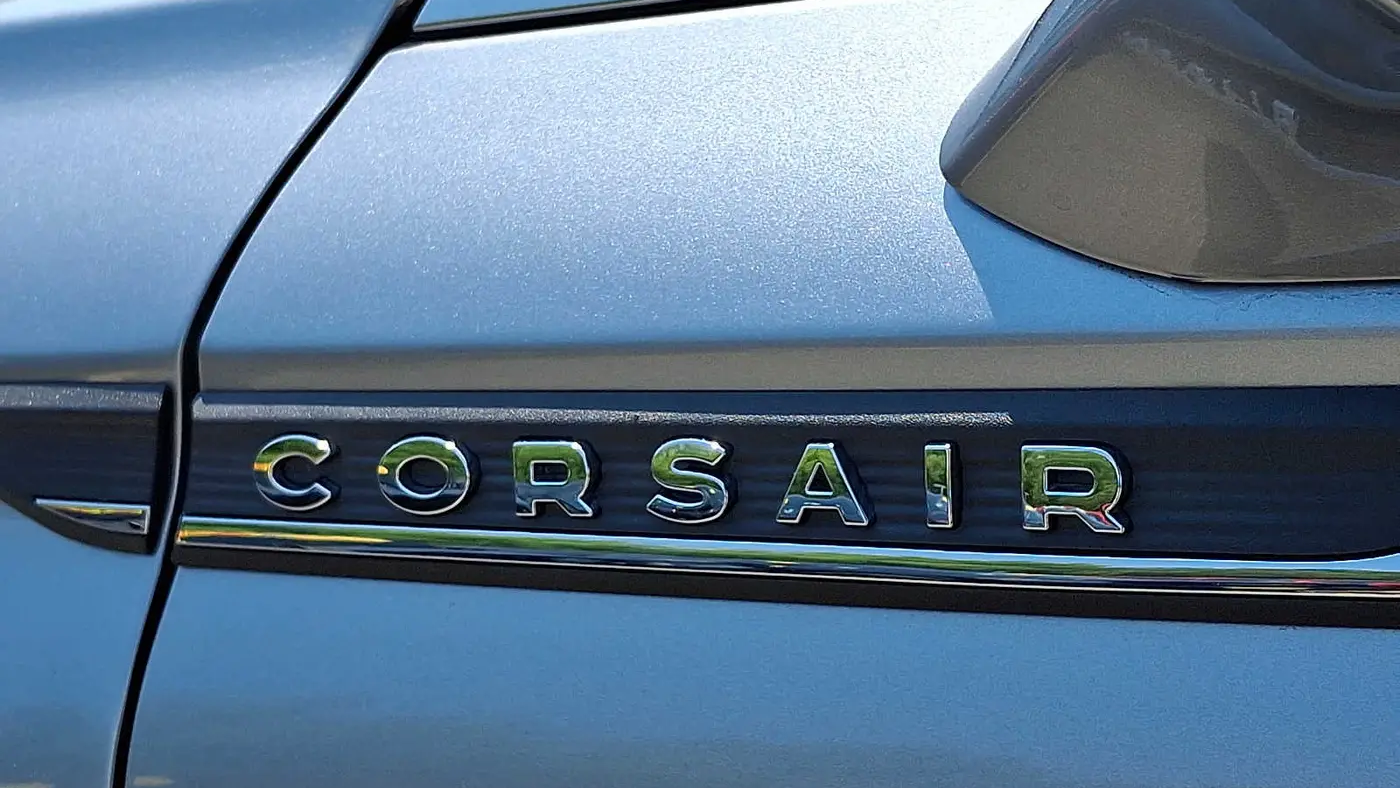 2022 Lincoln Corsair Standard