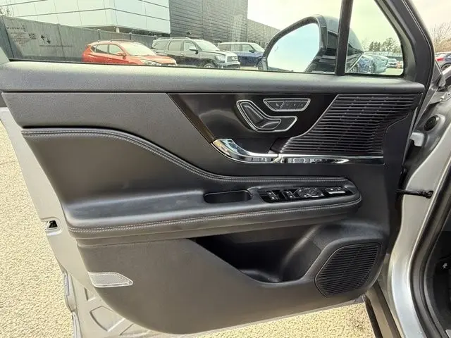 2022 Lincoln Corsair - $23,995